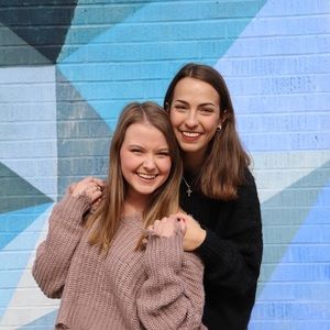 Meet your Posher, Leigh